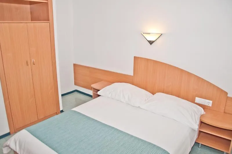 Veli Mel Hotel - San Marino Sunny Resort By Valamar Lopar Croazia